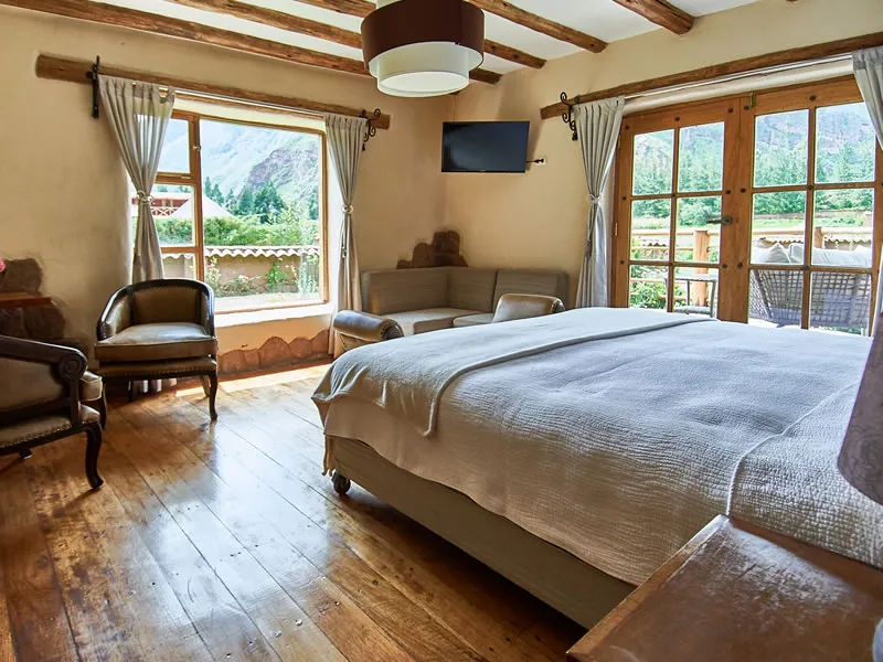 Suite Deluxe de Allpawasi Lodge con tina de hidromasajes y terraza propia